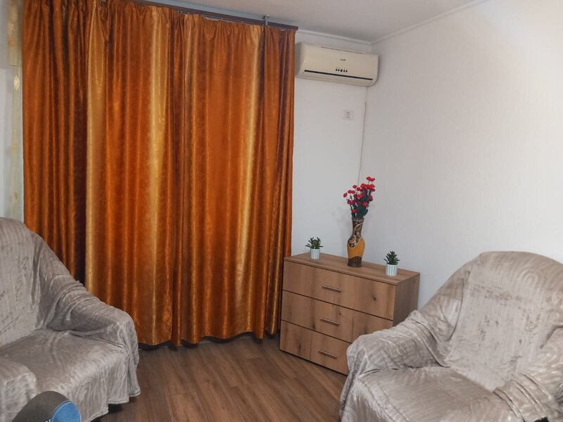 Piata Sudului, Oltenitei, strada Anton Bacalbasa