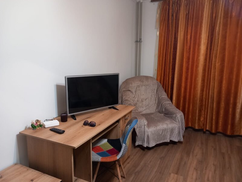 Piata Sudului, Oltenitei, strada Anton Bacalbasa