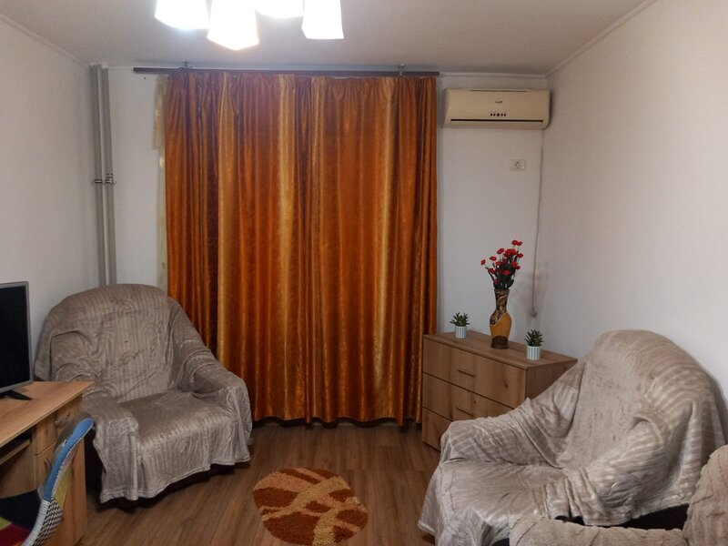 Piata Sudului, Oltenitei, strada Anton Bacalbasa