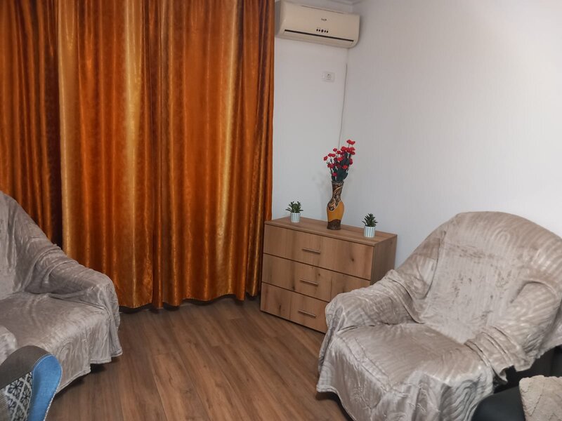 Piata Sudului, Oltenitei, strada Anton Bacalbasa